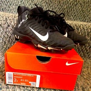 Nike Alpha Menace 2 Shark Football Cleats